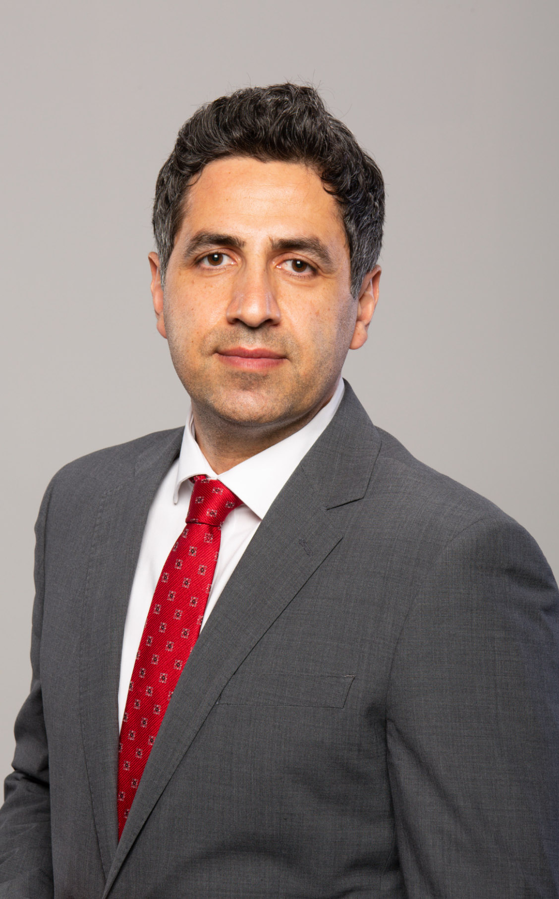 Dr. Emad Mogadam