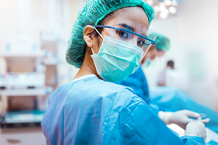 Nurse wearing a face shield 